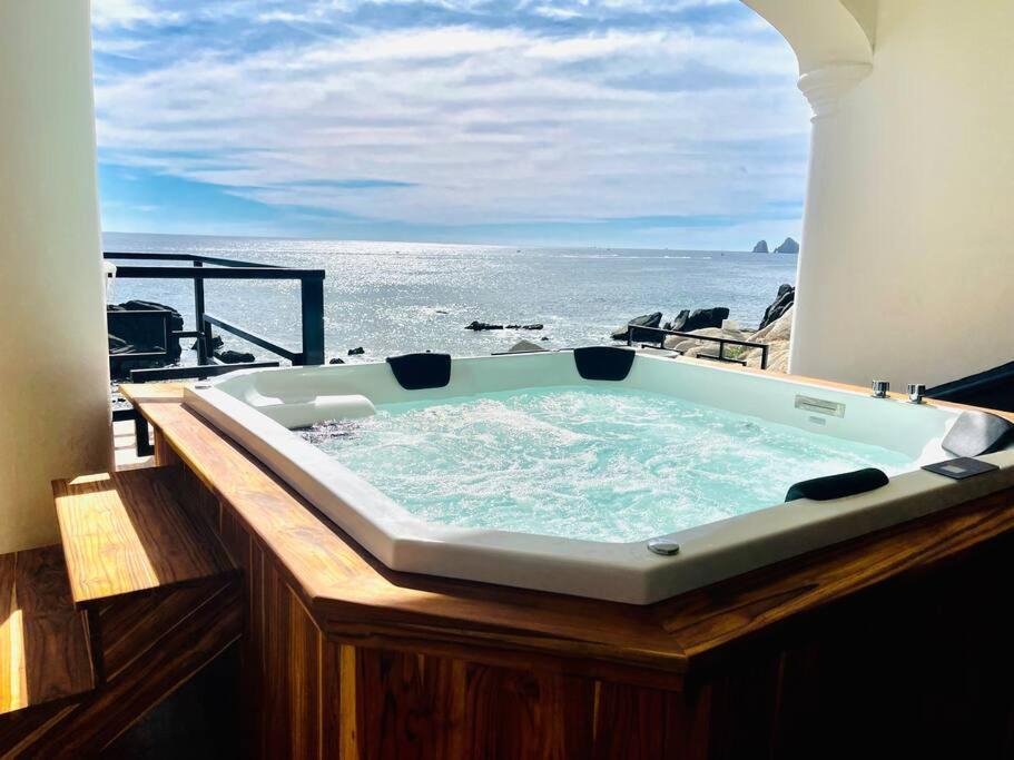 Beach Front Casa Bruma Jacuzzi With Massage Villa Cabo San Lucas Ngoại thất bức ảnh